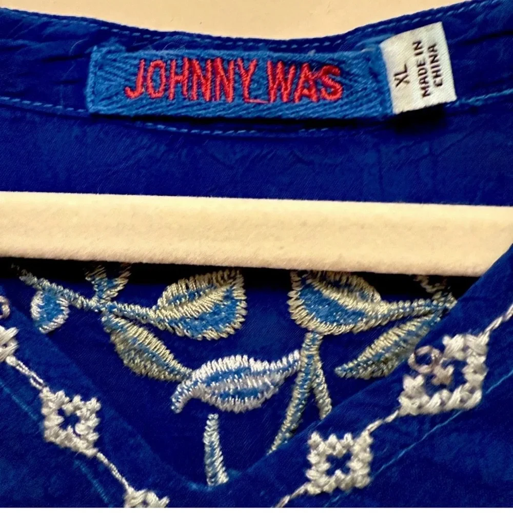 Jonny Was Size XL blue Embroidered Flowers+ sleeveless Tunic Top w/ Side Slits - Picture 9 of 9